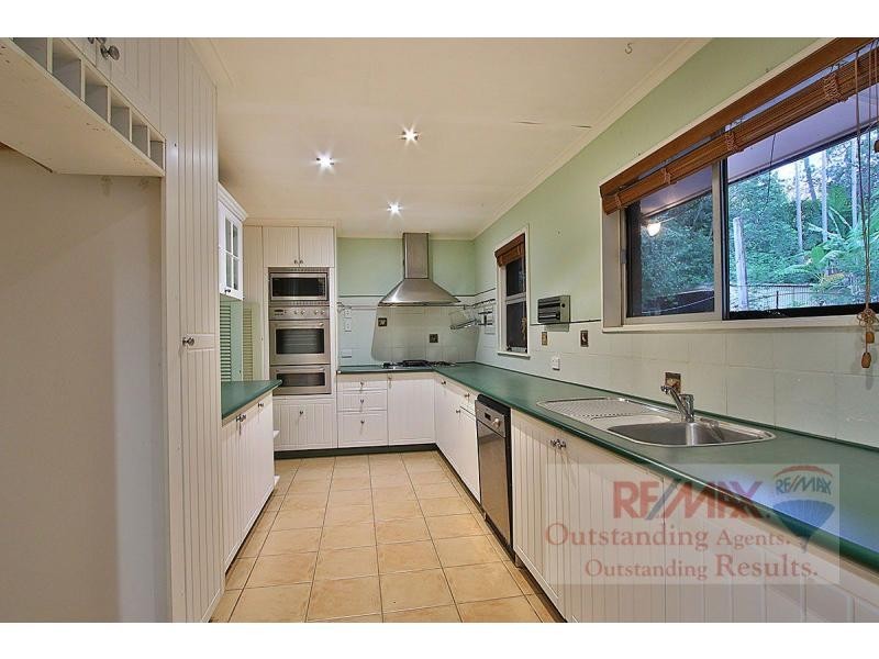 101 Weekes Road, Moggill QLD 4070