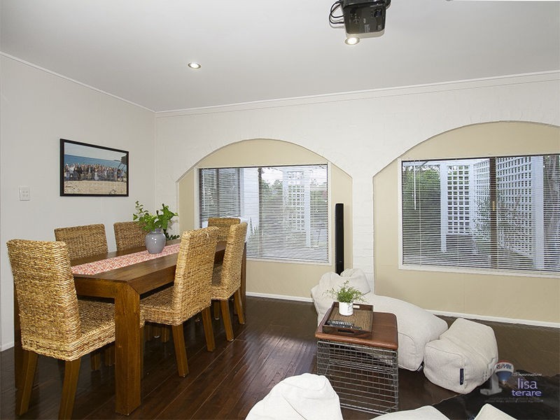 3 Halyard Street, Jamboree Heights QLD 4074