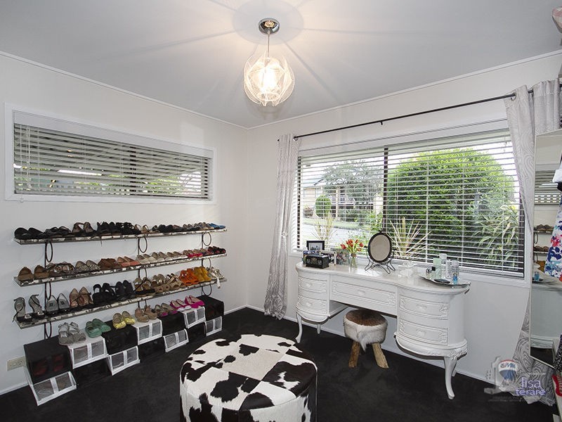 3 Halyard Street, Jamboree Heights QLD 4074