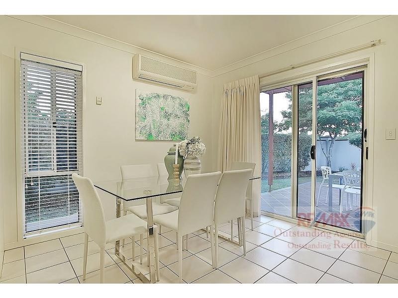 1/88 Greenway Circuit, Mount Ommaney QLD 4074