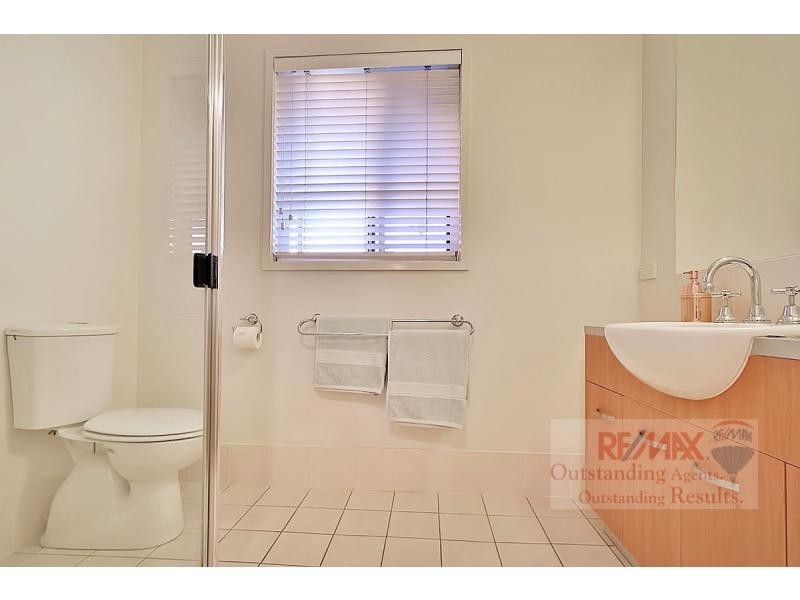 1/88 Greenway Circuit, Mount Ommaney QLD 4074