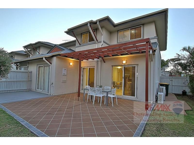 1/88 Greenway Circuit, Mount Ommaney QLD 4074