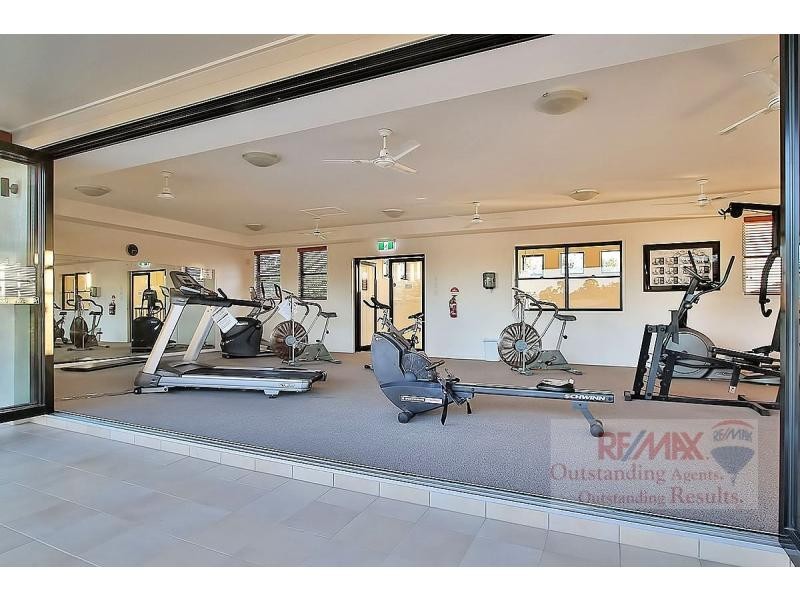 1/88 Greenway Circuit, Mount Ommaney QLD 4074