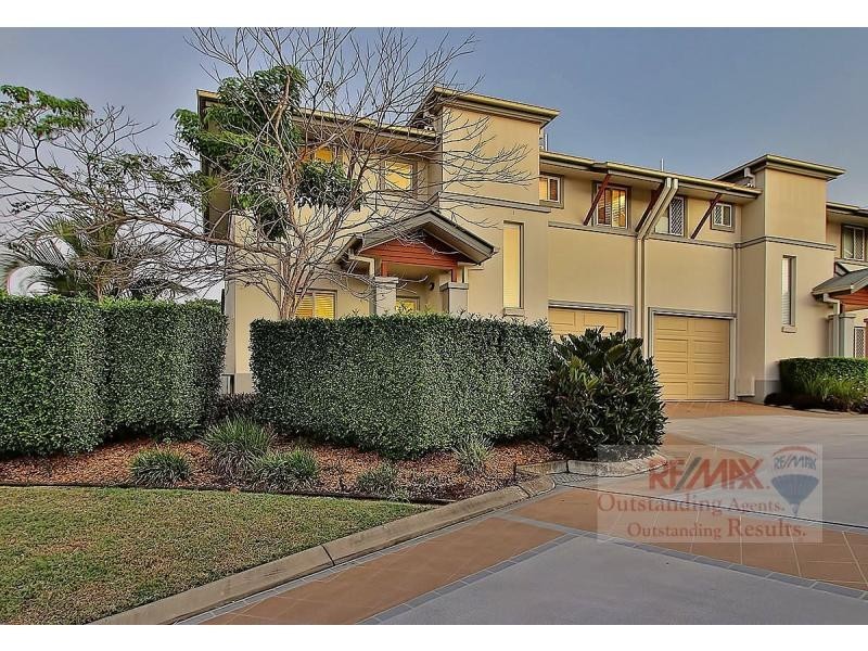 1/88 Greenway Circuit, Mount Ommaney QLD 4074