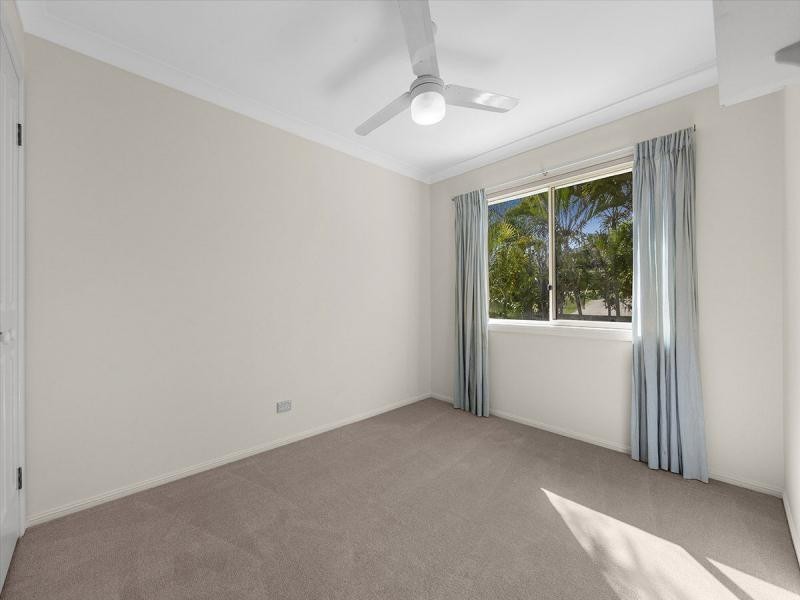 1/15 Abel Smith Crescent, Mount Ommaney QLD 4074