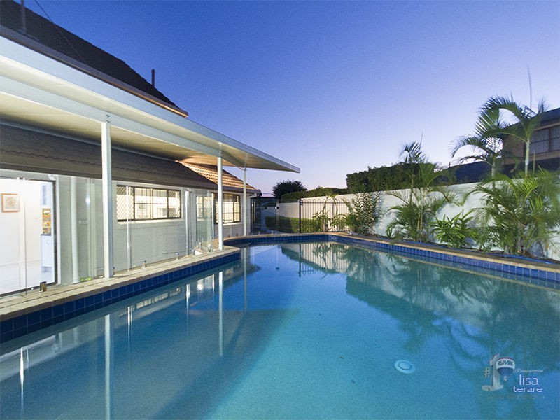 24 Maribor Street, Westlake QLD 4074