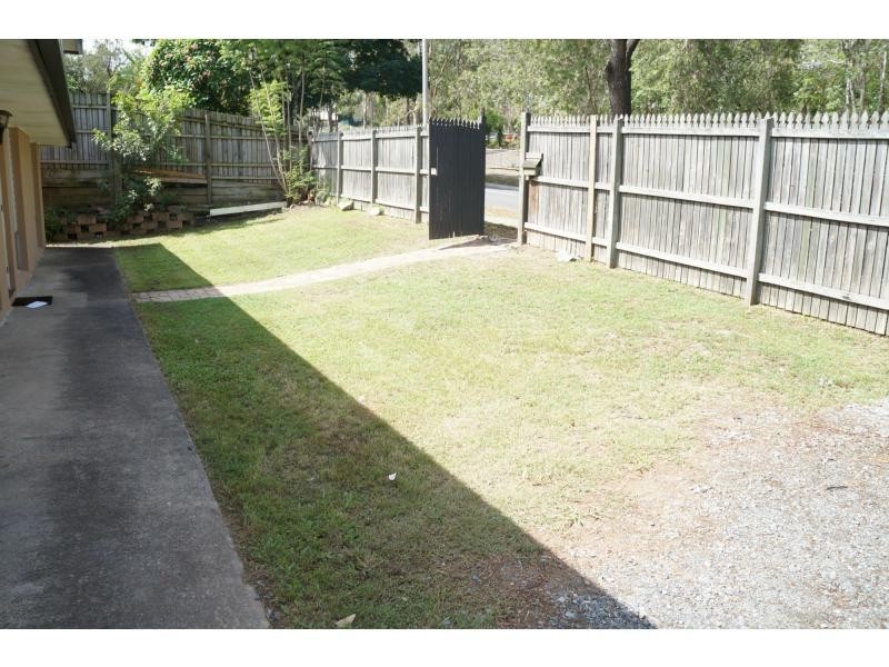 10 MacFarlane Street, Riverhills QLD 4074