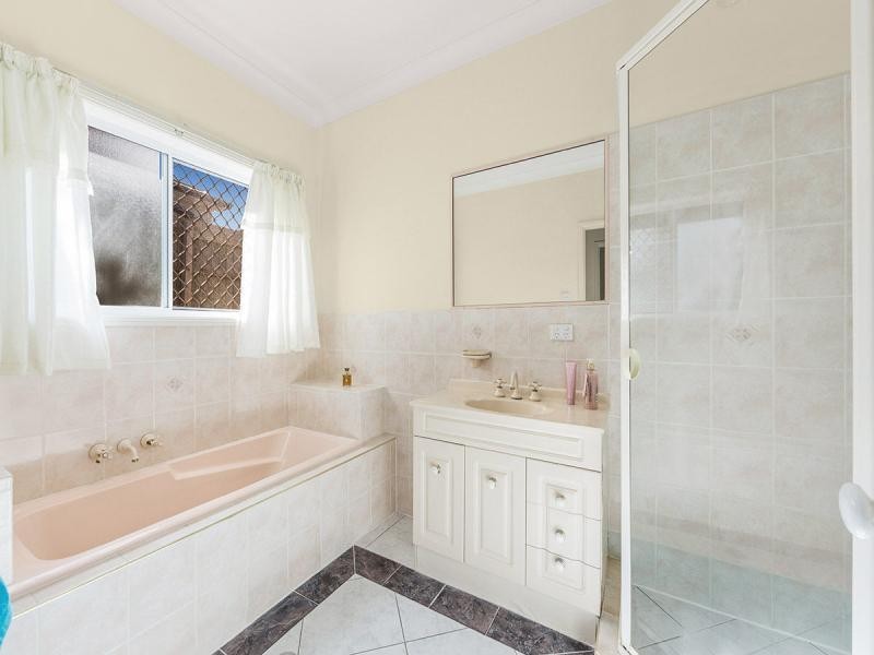 38 Dewsbury Street, Middle Park QLD 4074