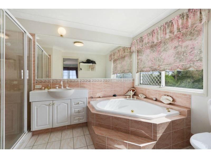 38 Debussy Place, Mount Ommaney QLD 4074