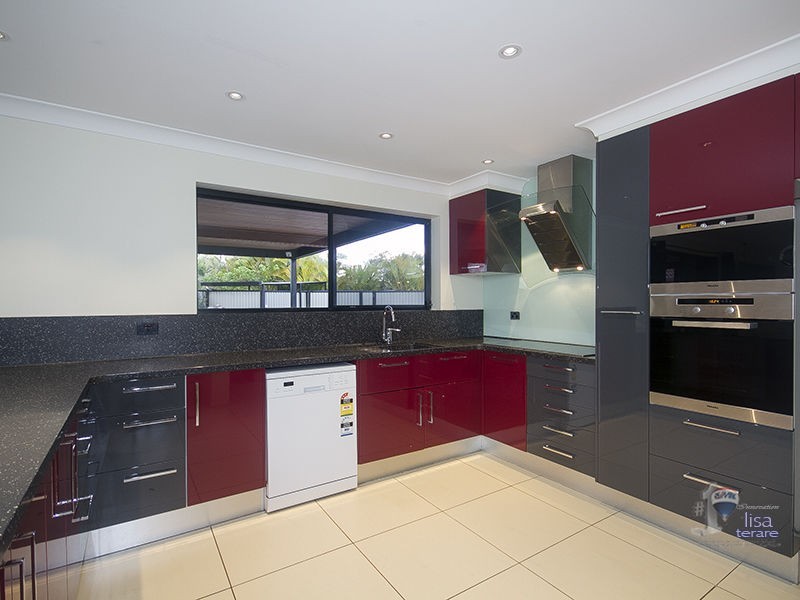 9 Maribor Street, Westlake QLD 4074