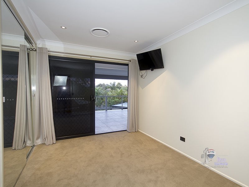 9 Maribor Street, Westlake QLD 4074