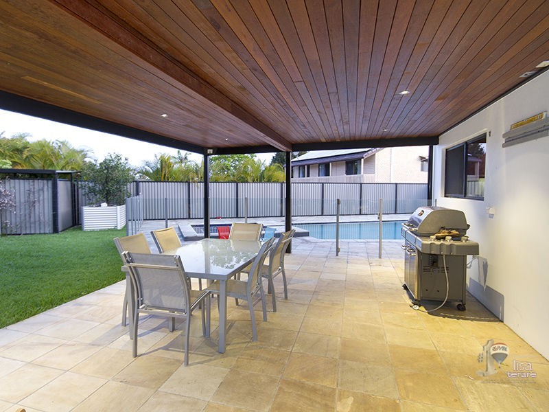 9 Maribor Street, Westlake QLD 4074