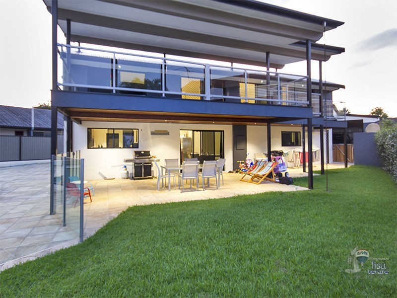 9 Maribor Street, Westlake QLD 4074