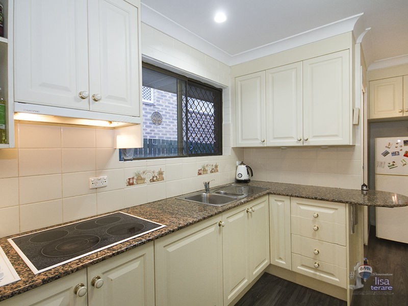 40 Poseidon Crescent, Jamboree Heights QLD 4074