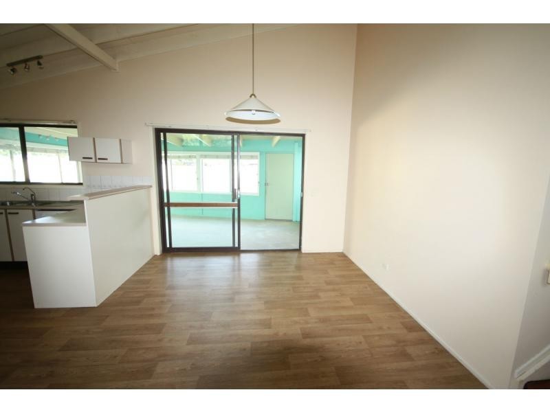 6 Halyard Street, Jamboree Heights QLD 4074