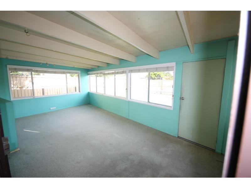 6 Halyard Street, Jamboree Heights QLD 4074