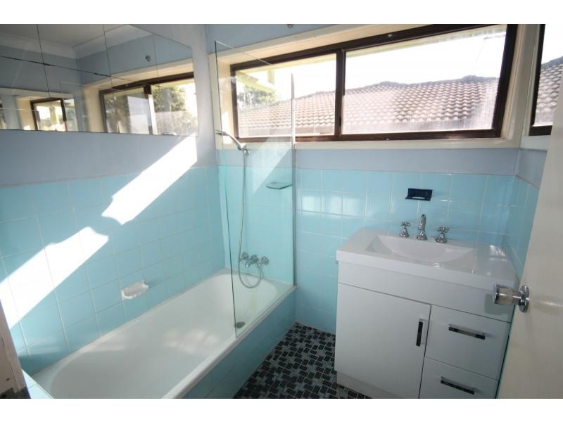 6 Halyard Street, Jamboree Heights QLD 4074