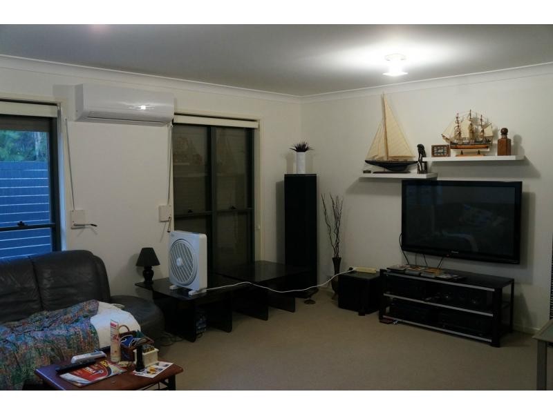 2 Greenview Street, Oxley QLD 4075