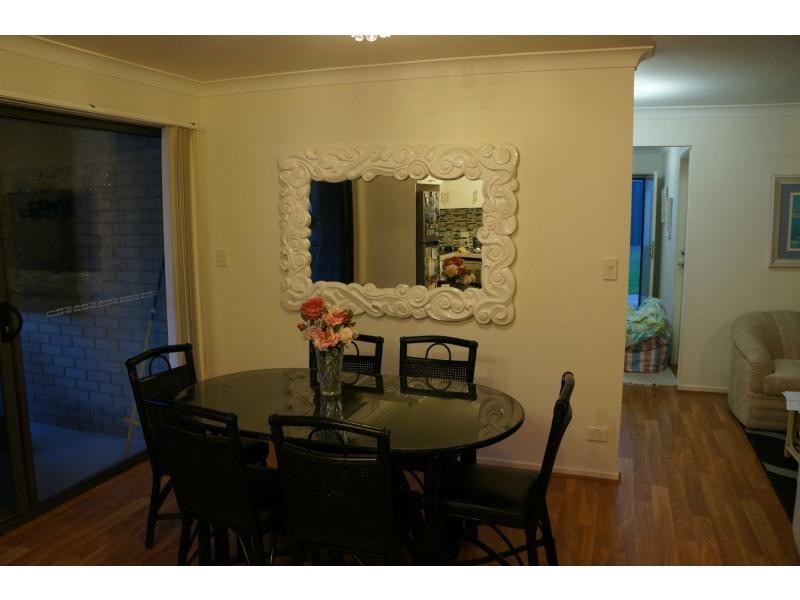 2 Greenview Street, Oxley QLD 4075