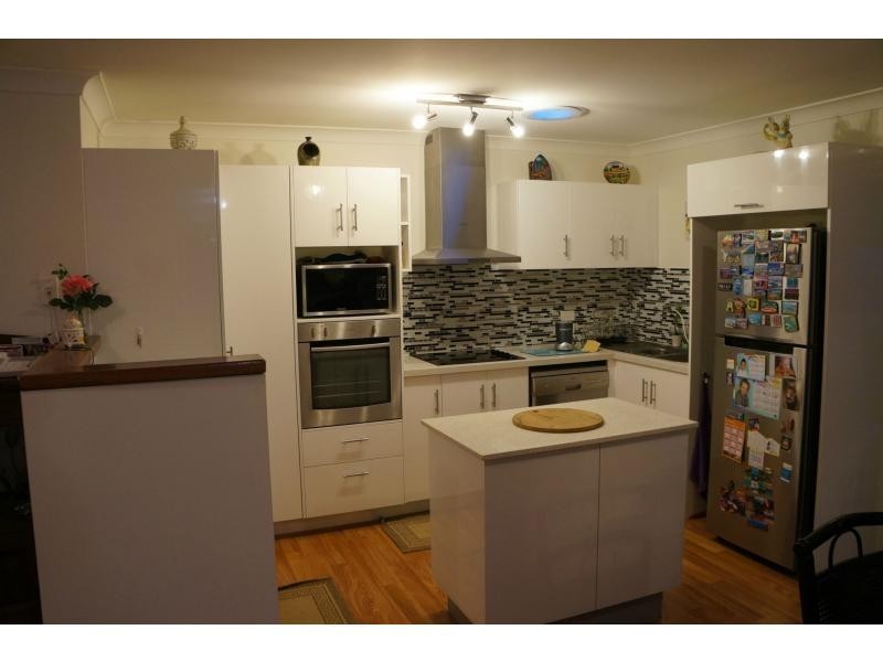 2 Greenview Street, Oxley QLD 4075