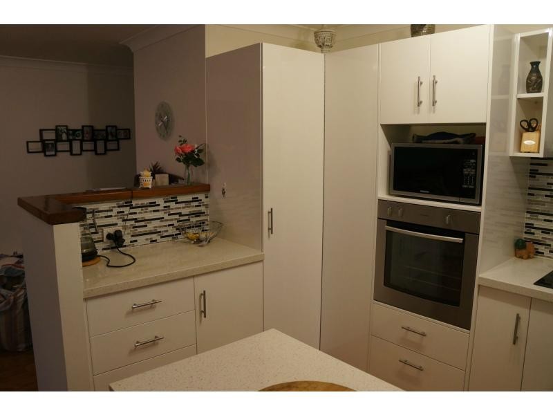 2 Greenview Street, Oxley QLD 4075