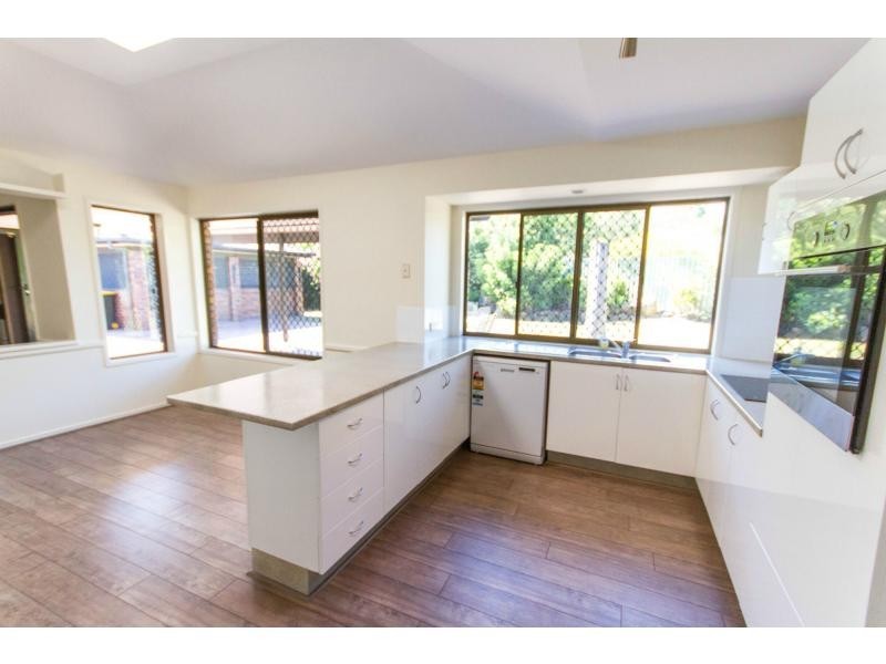 3 Avondale Road, Sinnamon Park QLD 4073