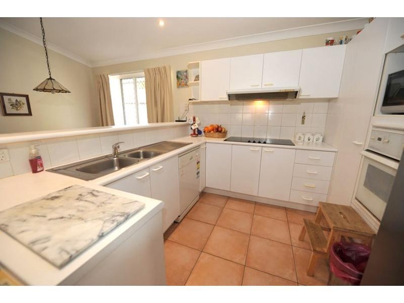 11 Innes Street, Middle Park QLD 4074