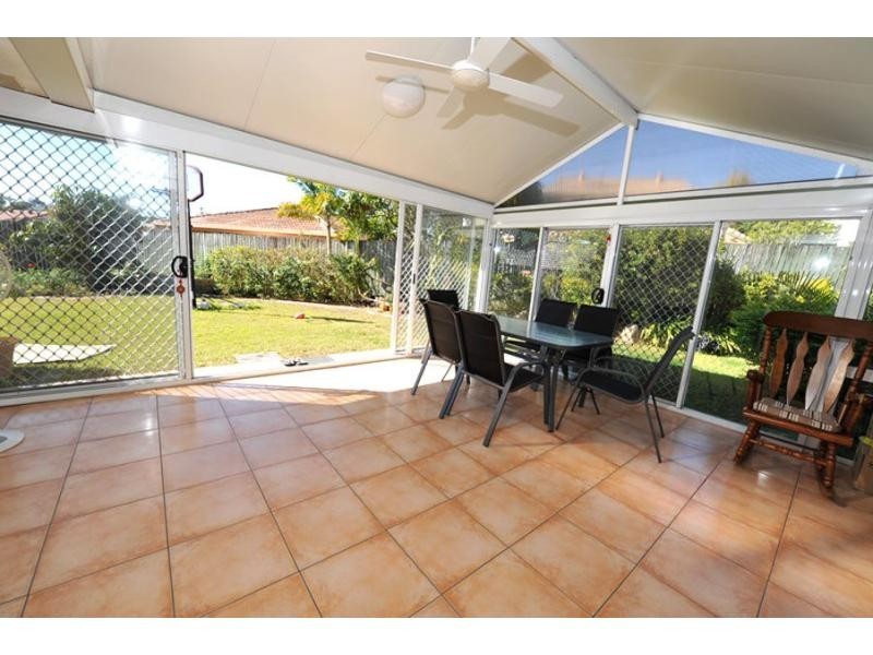 11 Innes Street, Middle Park QLD 4074