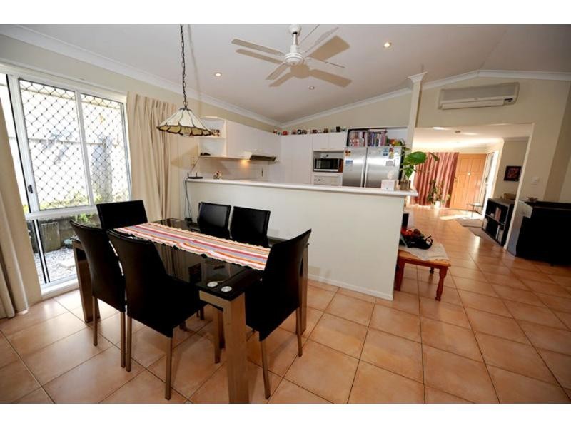 11 Innes Street, Middle Park QLD 4074