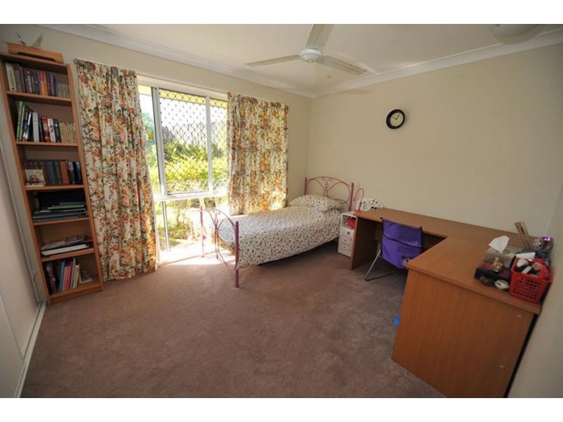 11 Innes Street, Middle Park QLD 4074