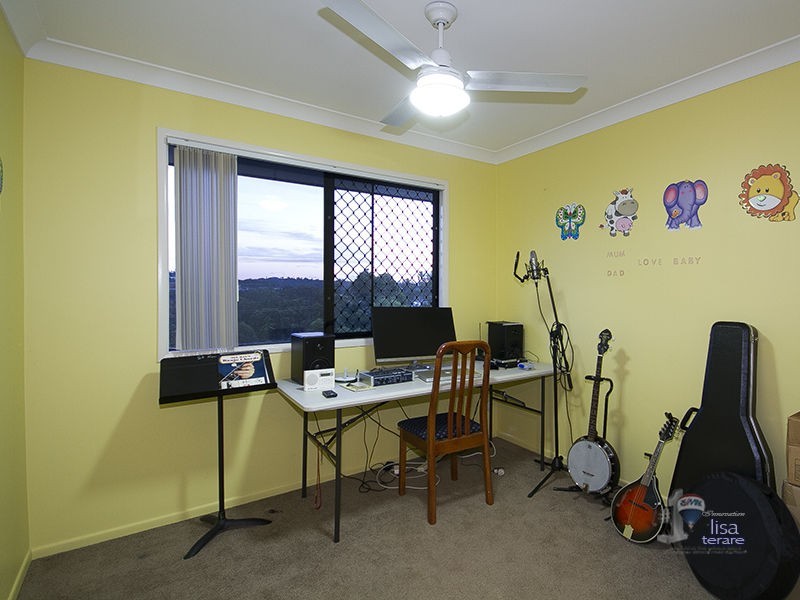 38 Copmanhurst Place, Sumner QLD 4074