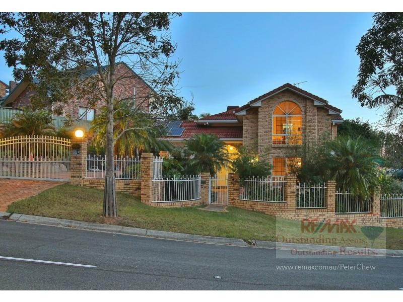 58 Hannah Street, Mount Ommaney QLD 4074