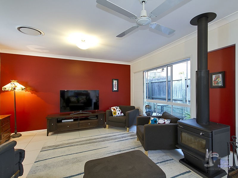 1 Gidgi Close, Westlake QLD 4074