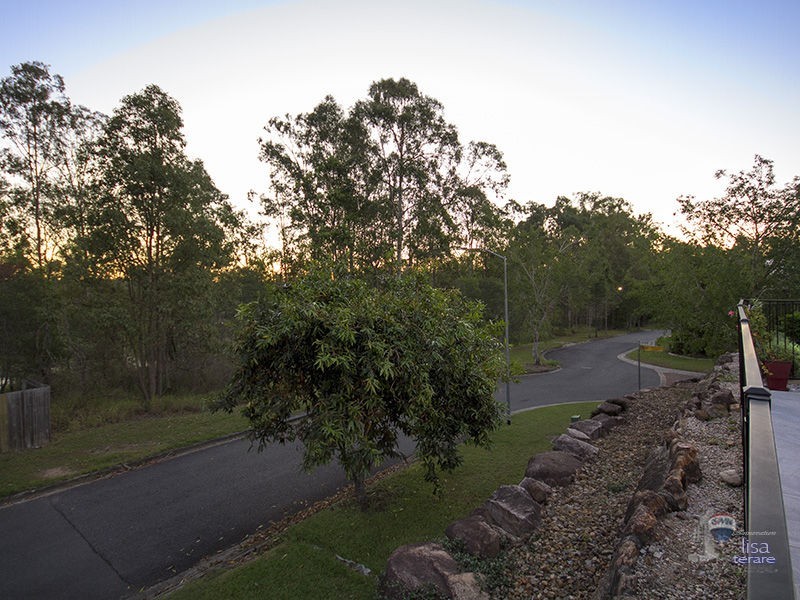 1 Gidgi Close, Westlake QLD 4074