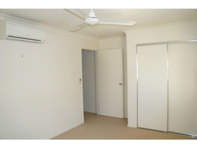 20 Central Avenue, Mount Ommaney QLD 4074