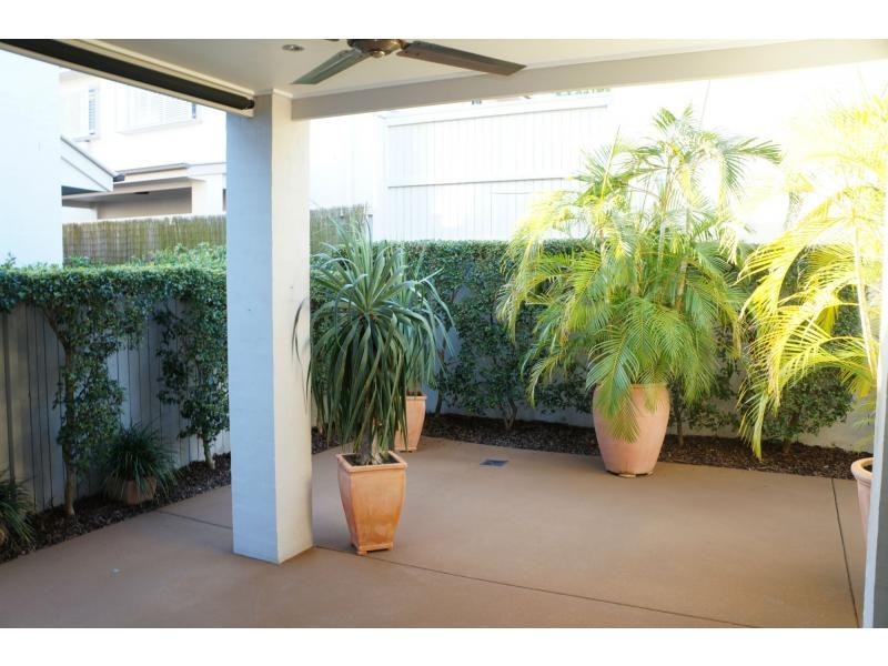 20 Central Avenue, Mount Ommaney QLD 4074