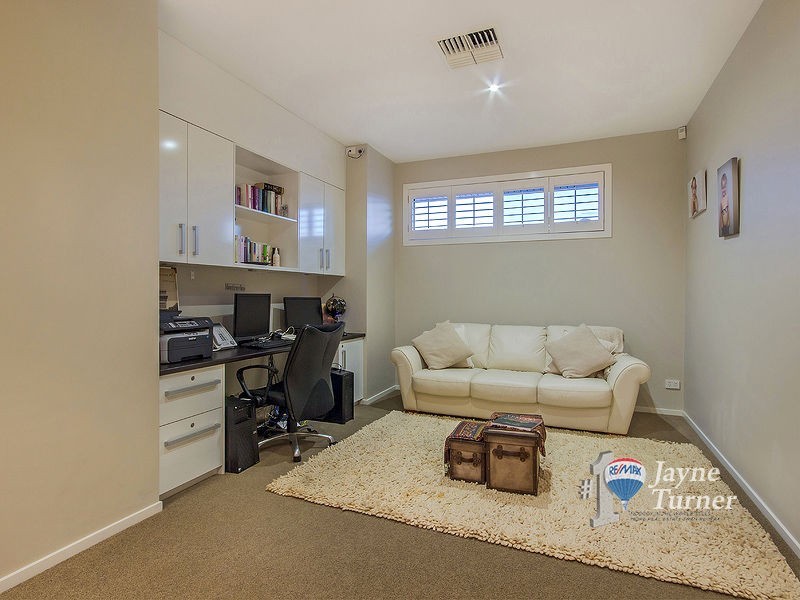 Sinnamon Park QLD 4073