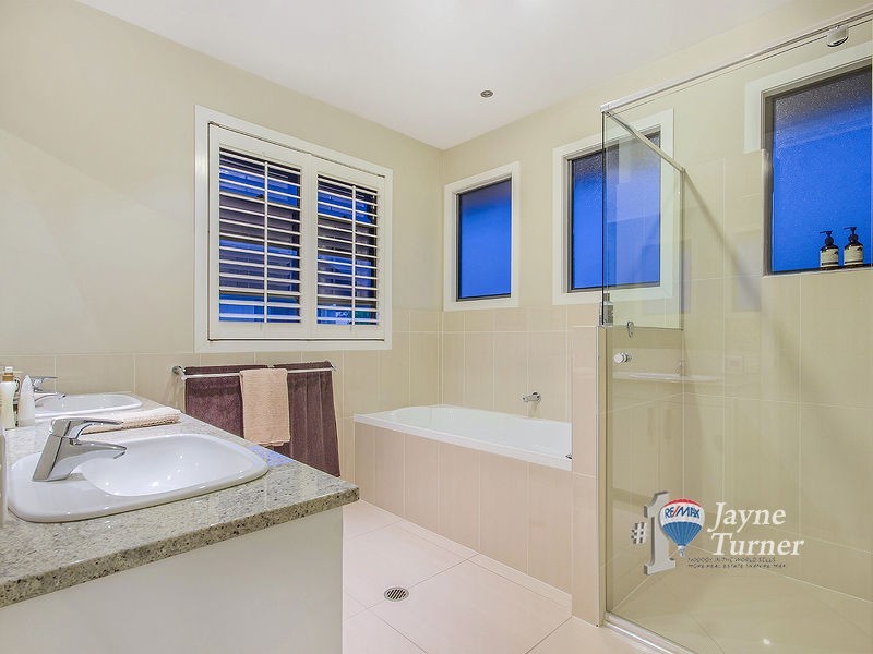 Sinnamon Park QLD 4073