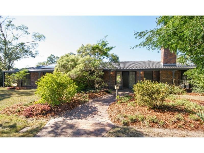 3 Avondale Road, Sinnamon Park QLD 4073