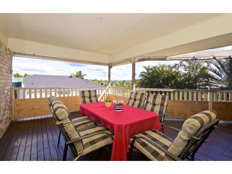 106 Glen Ross Road, Sinnamon Park QLD 4073