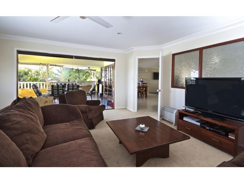 106 Glen Ross Road, Sinnamon Park QLD 4073
