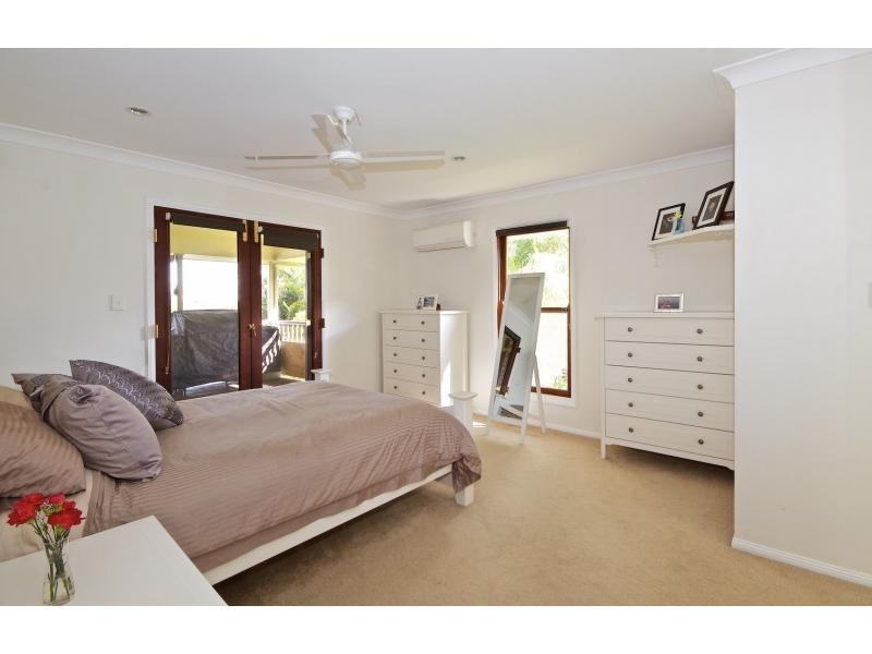 106 Glen Ross Road, Sinnamon Park QLD 4073