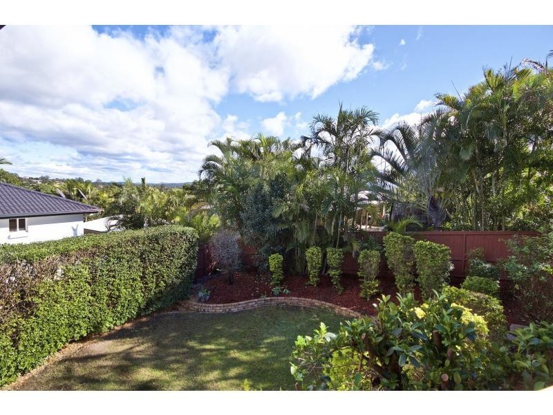 106 Glen Ross Road, Sinnamon Park QLD 4073