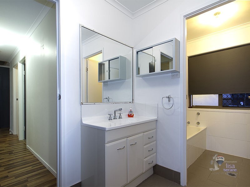 56 Port Street, Middle Park QLD 4074