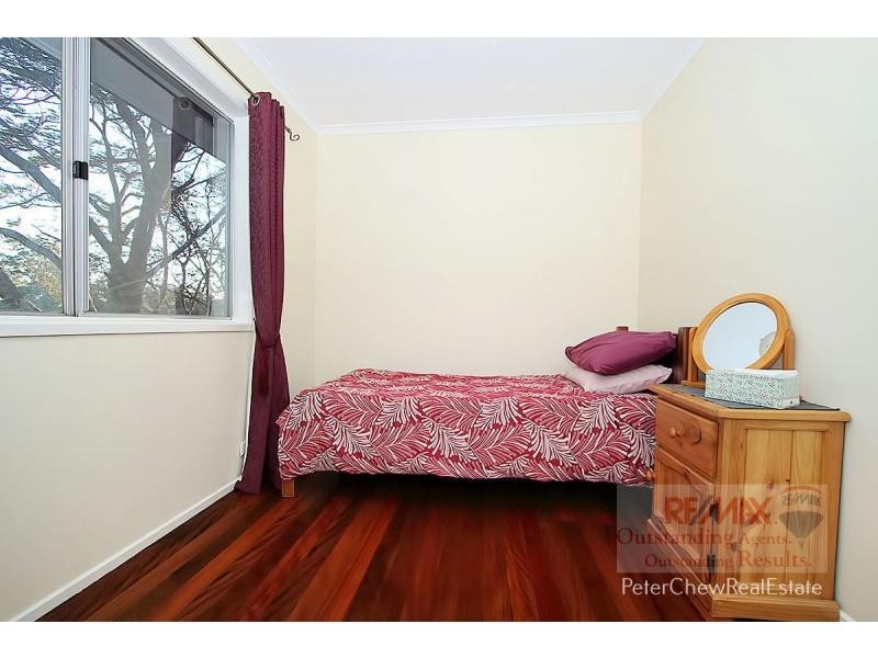 9 Fairweather Street, Kenmore QLD 4069