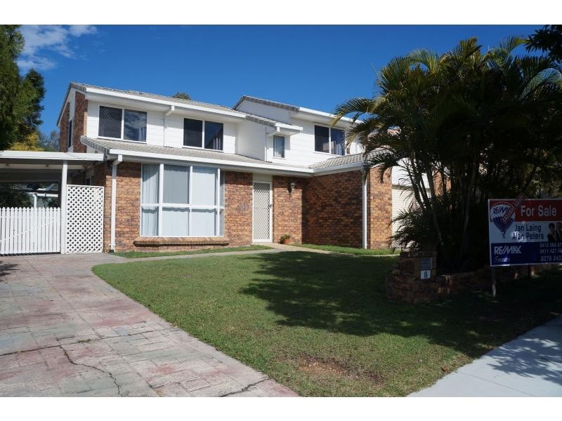 8 Serle Street, Middle Park QLD 4074