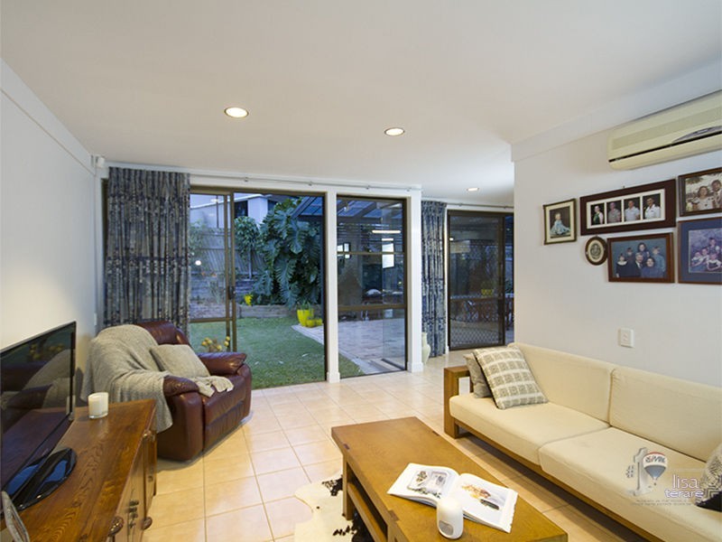 109 Arrabri Avenue, Mount Ommaney QLD 4074