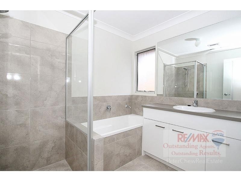 16 Copmanhurst Place, Sumner QLD 4074