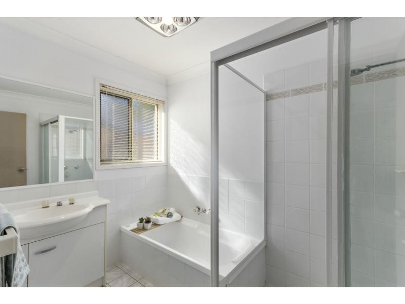 34 Homebush Crescent, Sinnamon Park QLD 4073