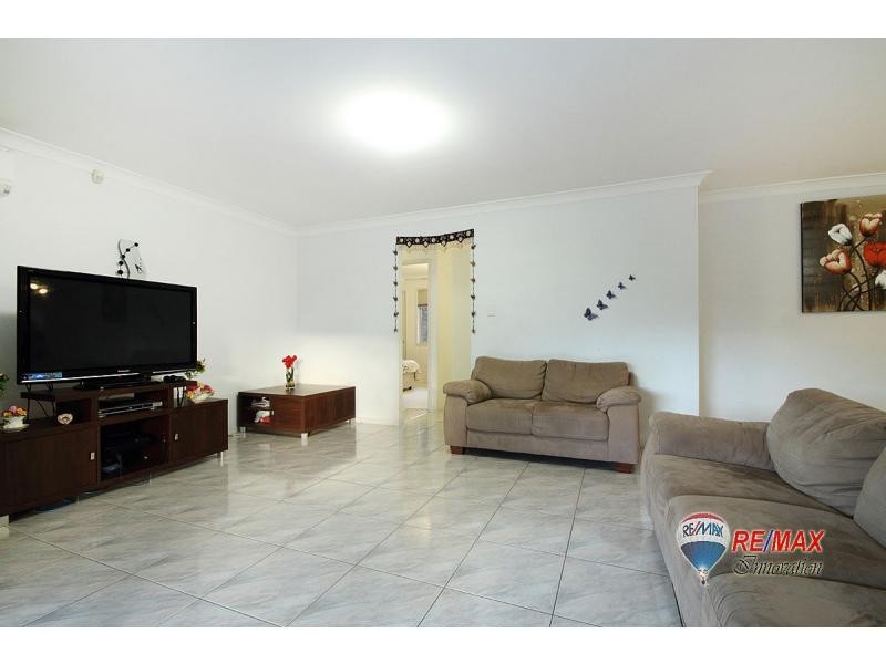 78 Glen Ross Road, Sinnamon Park QLD 4073